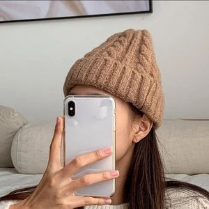New Dazy Solid Knit Beanie